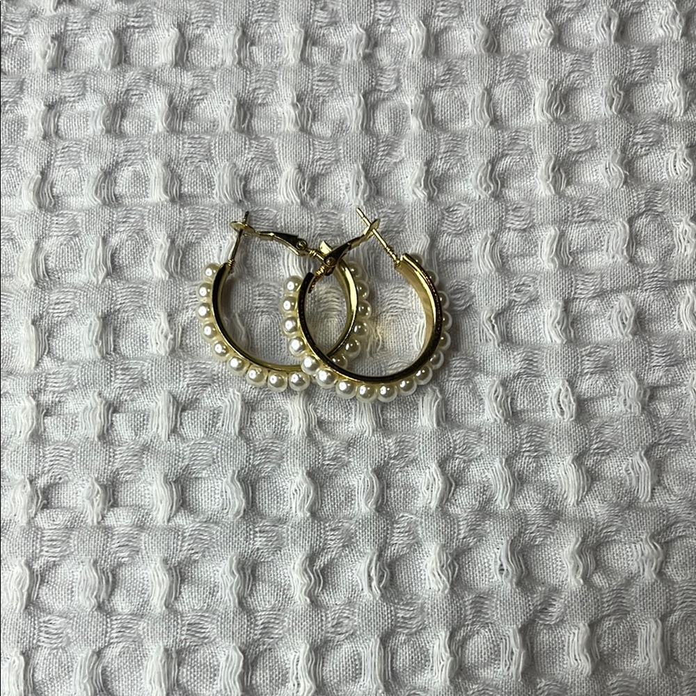 Elegant Gold Pearl Hoop Earrings